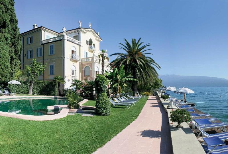 Hotel Monte Baldo E Villa Acquarone Gardone Riviera Exterior foto