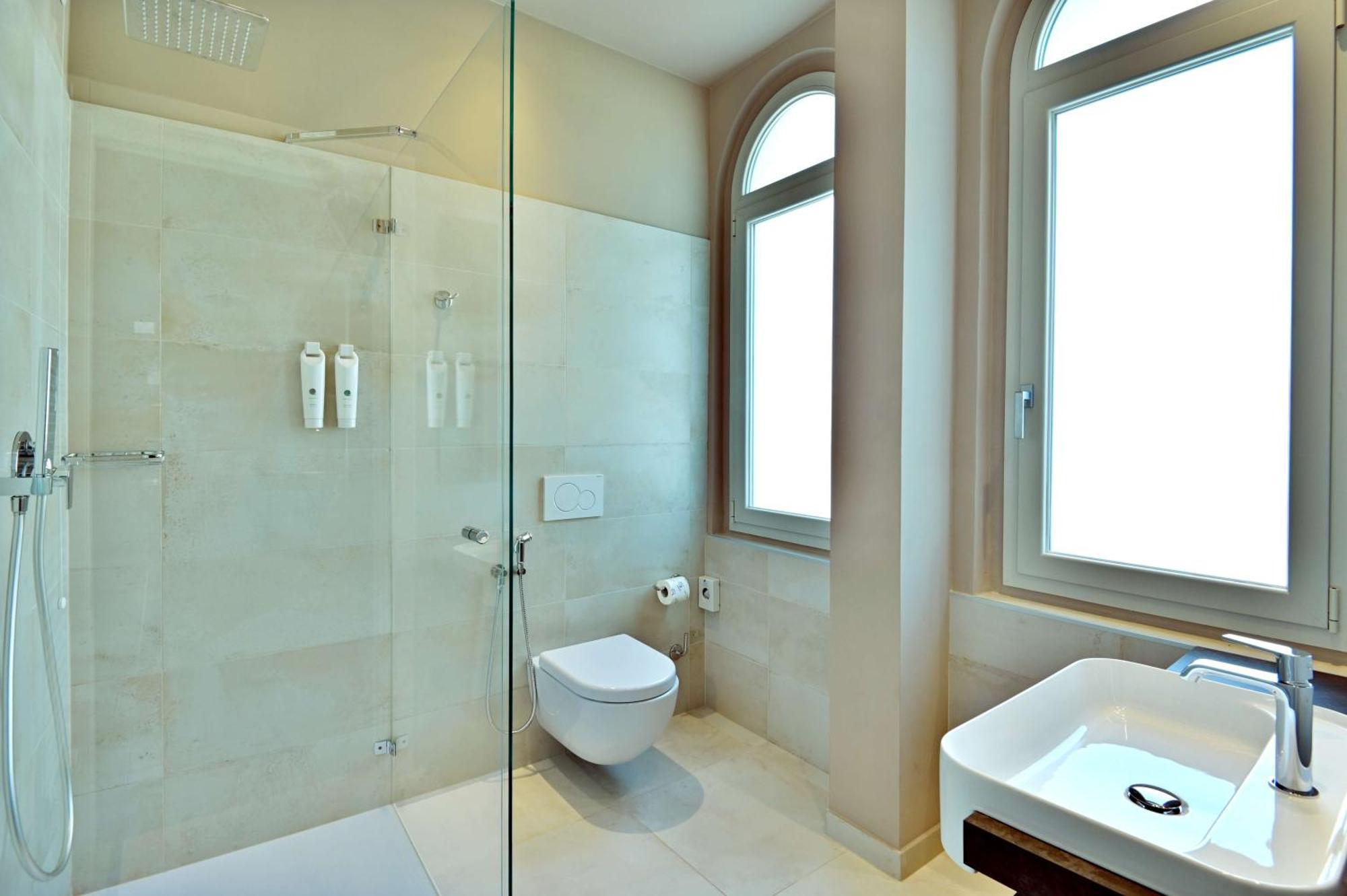 Hotel Monte Baldo E Villa Acquarone Gardone Riviera Quarto foto