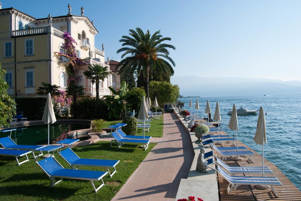 Hotel Monte Baldo E Villa Acquarone Gardone Riviera Exterior foto